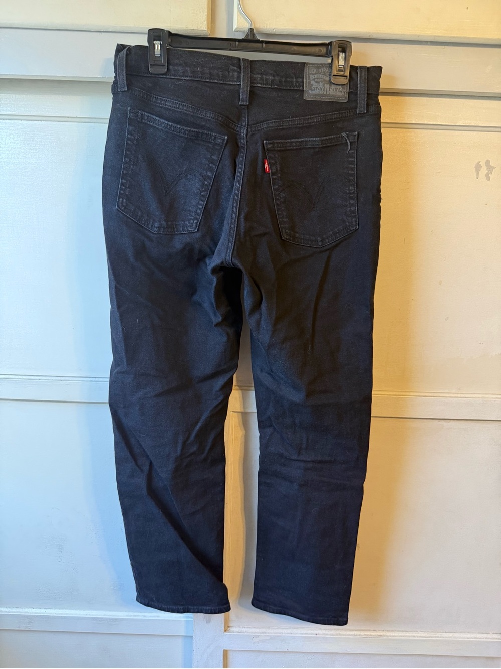Levi's Wedgie Straight Leg Jeans in Black 30 x 28 - Picture 2 of 4